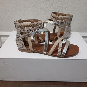 So sandals